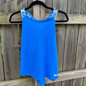 ⭐️ nike tank top